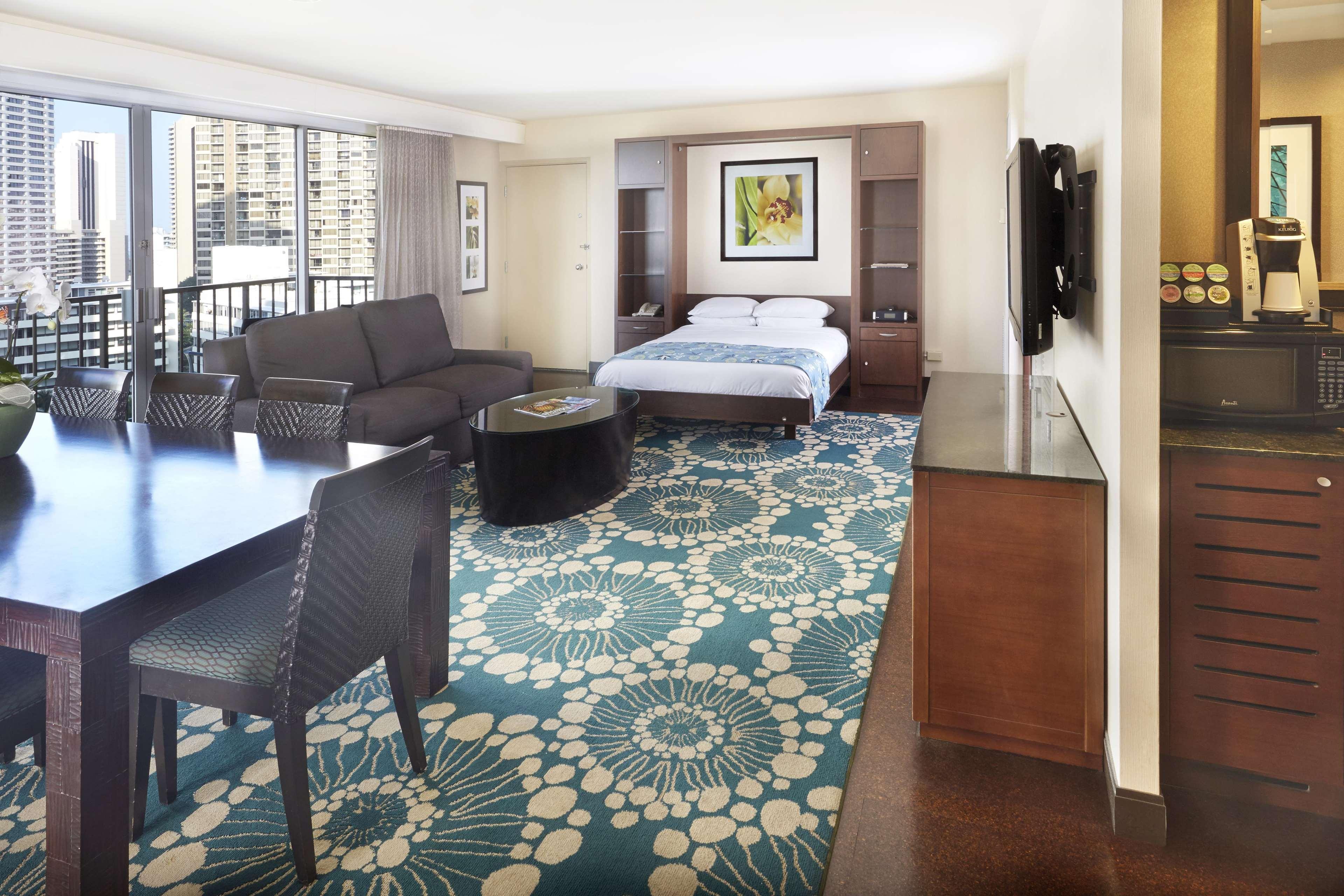 Resort Doubletree By Hilton Alana - Waikiki Beach 4*