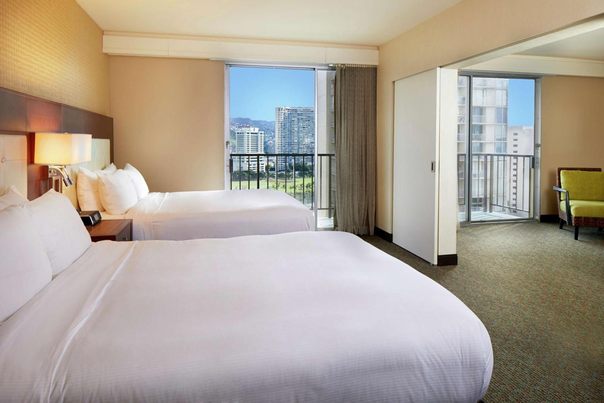 Doubletree By Hilton Alana - Waikiki Beach Resort