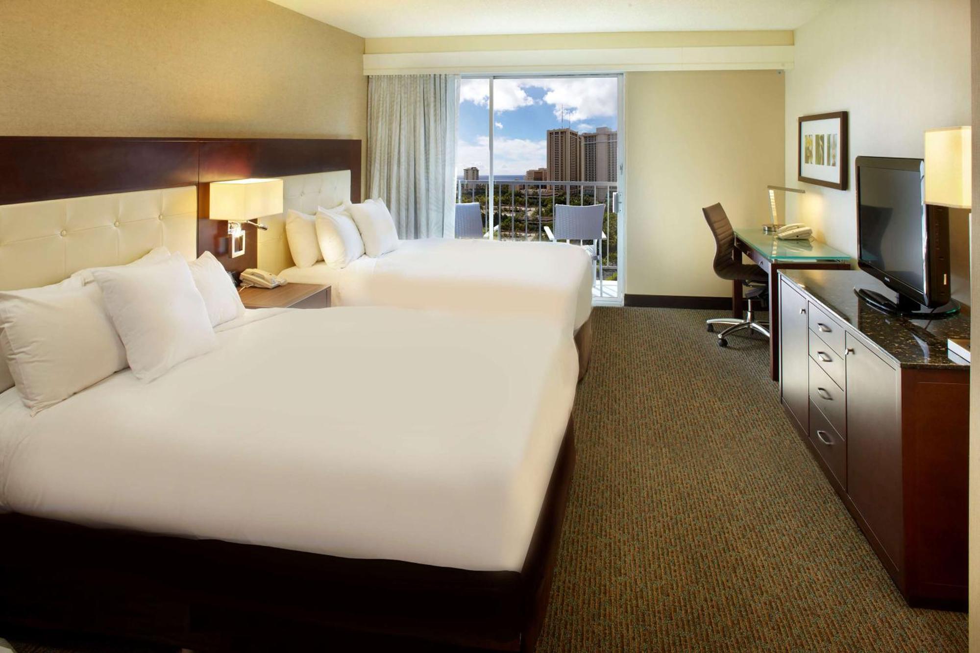 Doubletree By Hilton Alana-Waikiki 4*檀香山