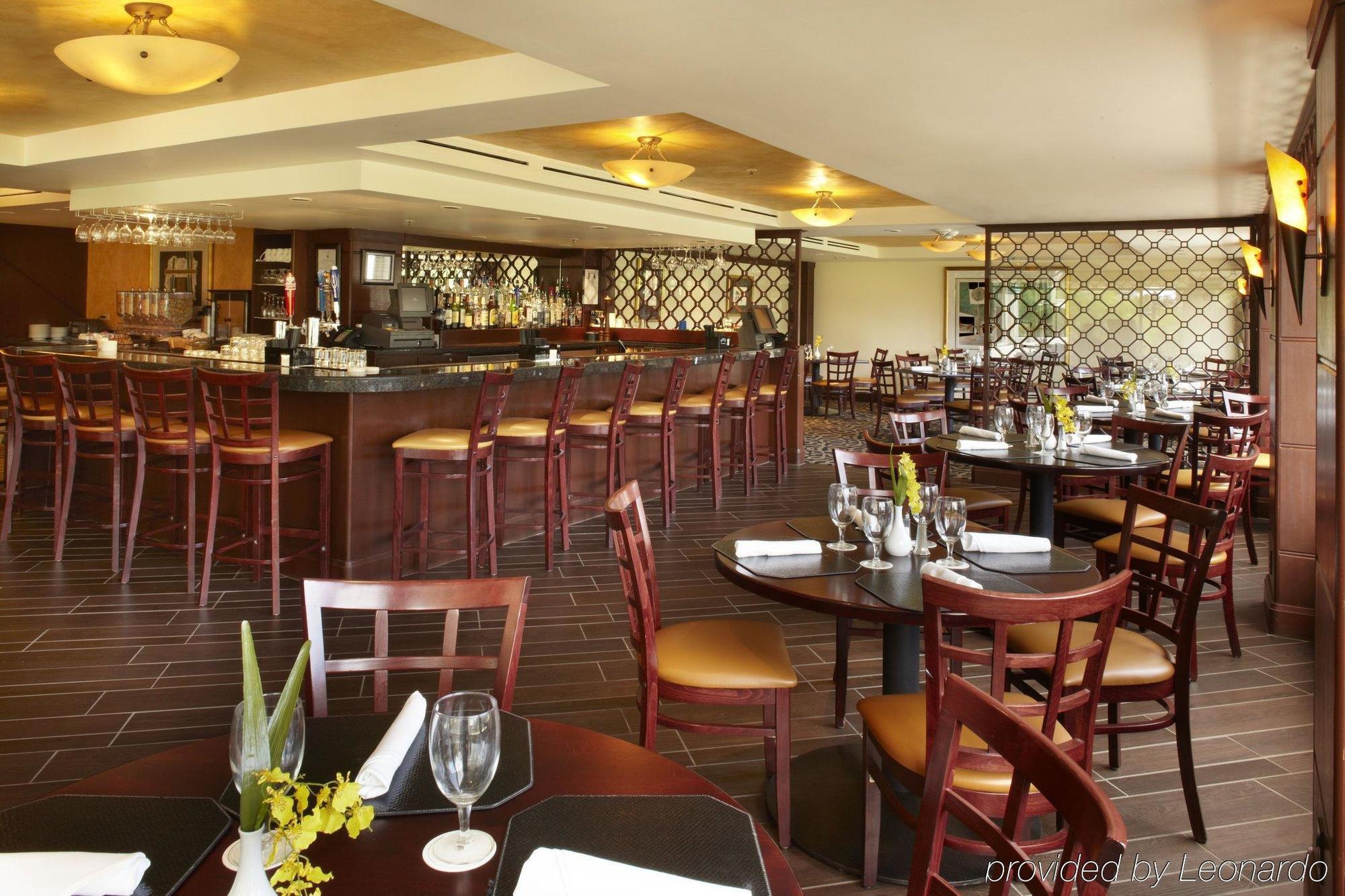 Doubletree By Hilton Alana-Waikiki 4*檀香山
